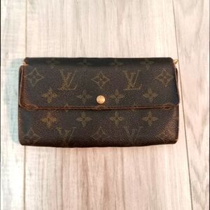 LOUIS VUITTON Monogram Portefeuille Sarah Long Wallet